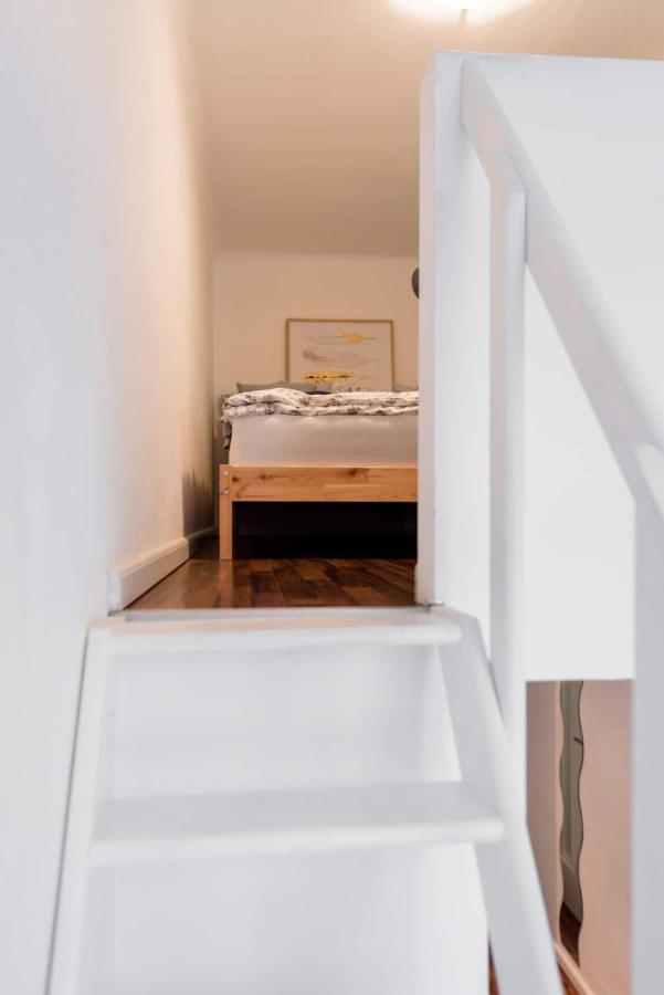 Luxurious And Spacious 5 Min Walk To City Center, 1-2 Wina Bagian luar foto